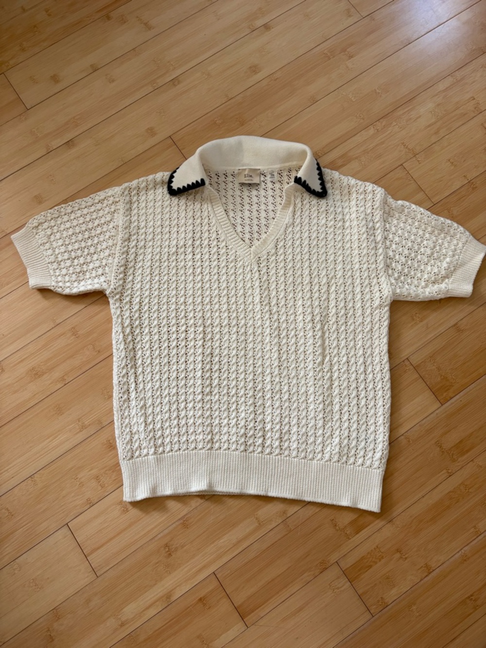 Elie Tahari 100 % Cotton Cream Knit Polo Sweater with Black Contrast Trim